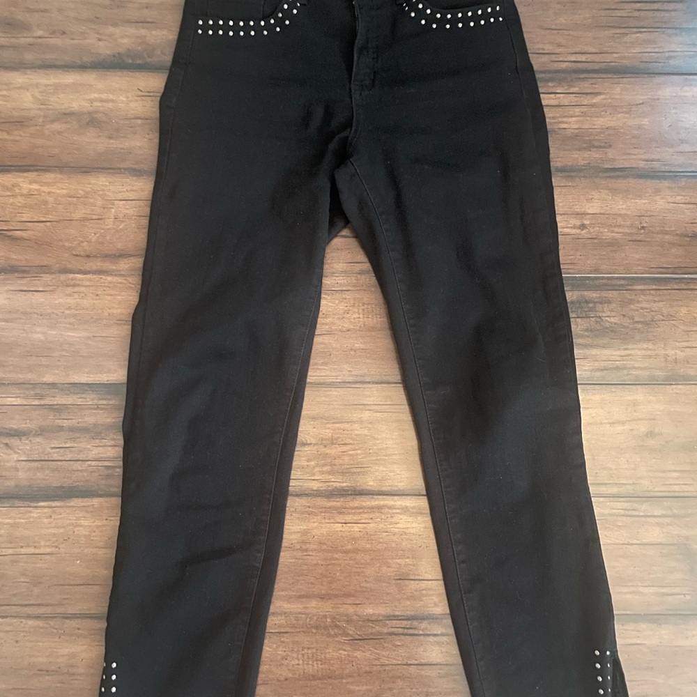 Elegant Black Studded Skinny Jeans